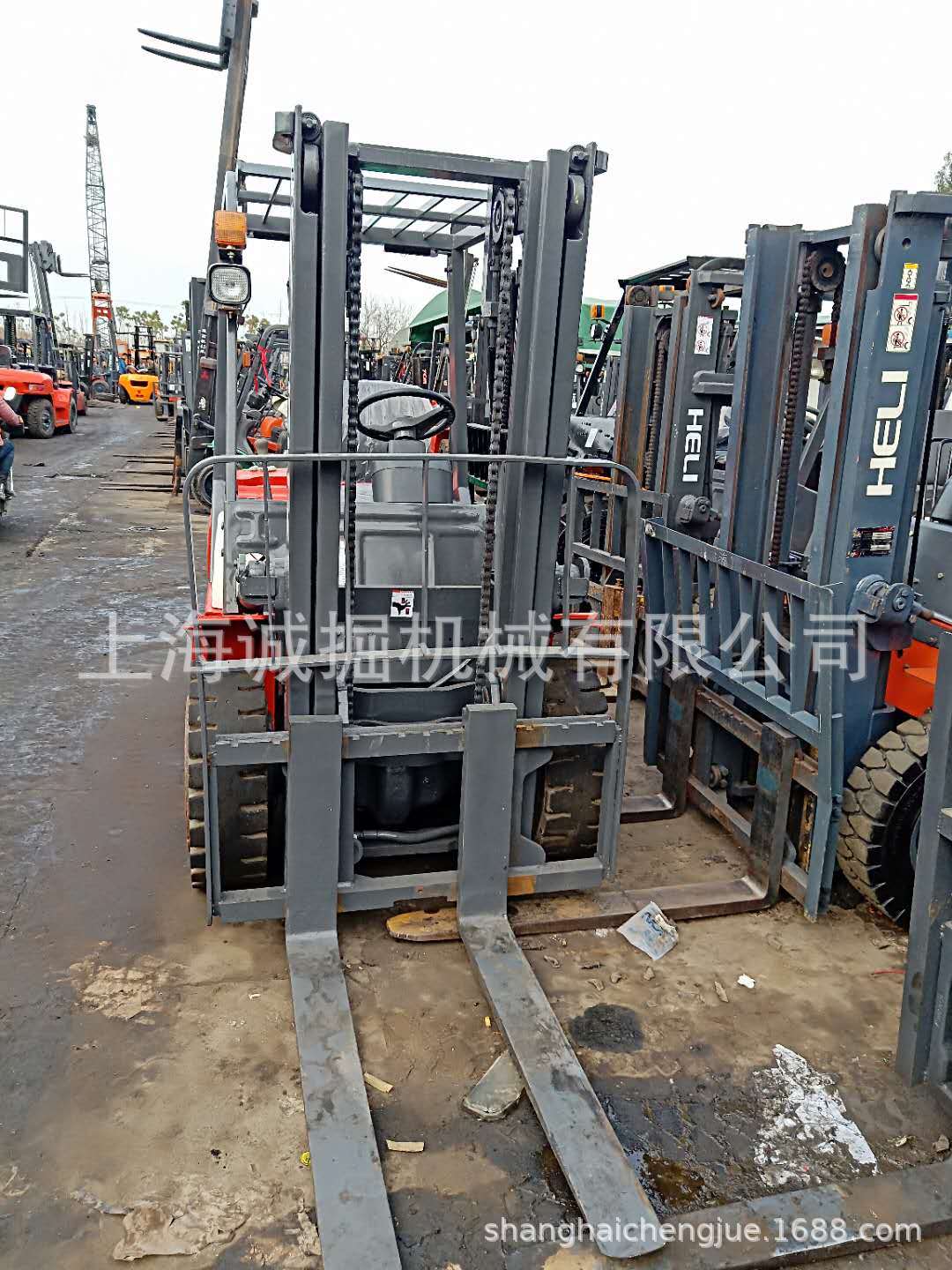 二手合力3吨柴油叉车 升高3米  实心胎