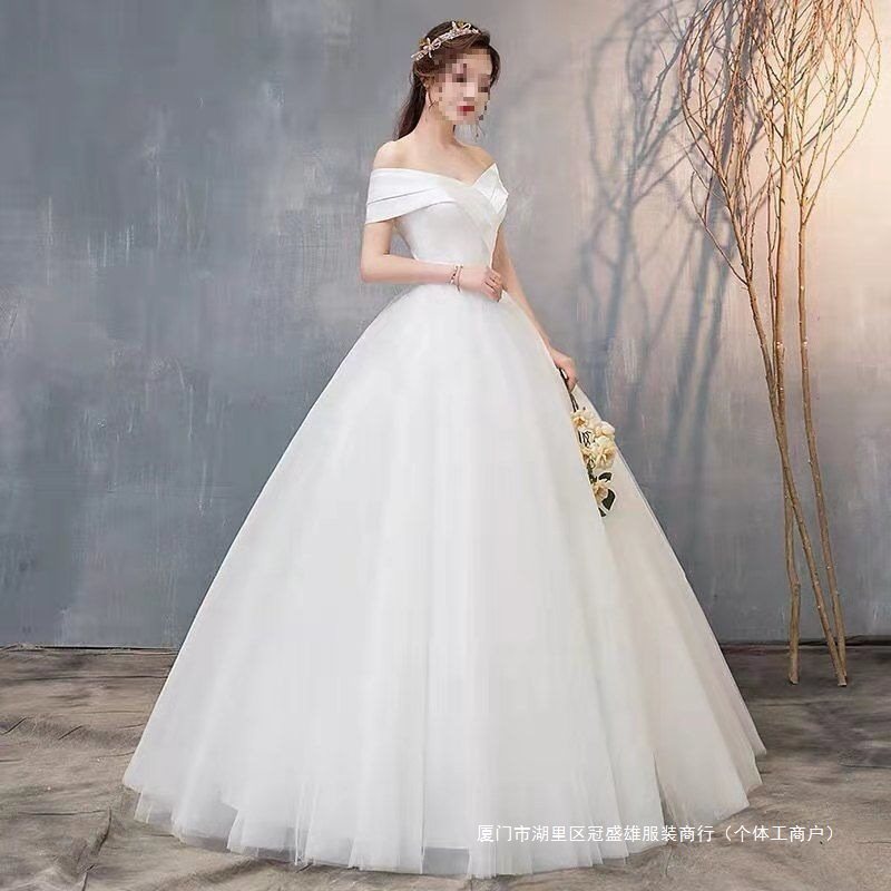 One-Shoulder Light Wedding Dress, New Korean Style Bride Forest Style Simple Dress, Domineering for Small People
