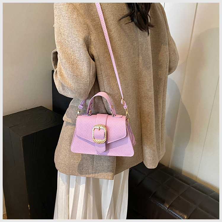 Cross-border wholesale niche design commuter crossbody bag for women 2024, fashionable and versatile women's single-shoulder armpit small square bag undefined