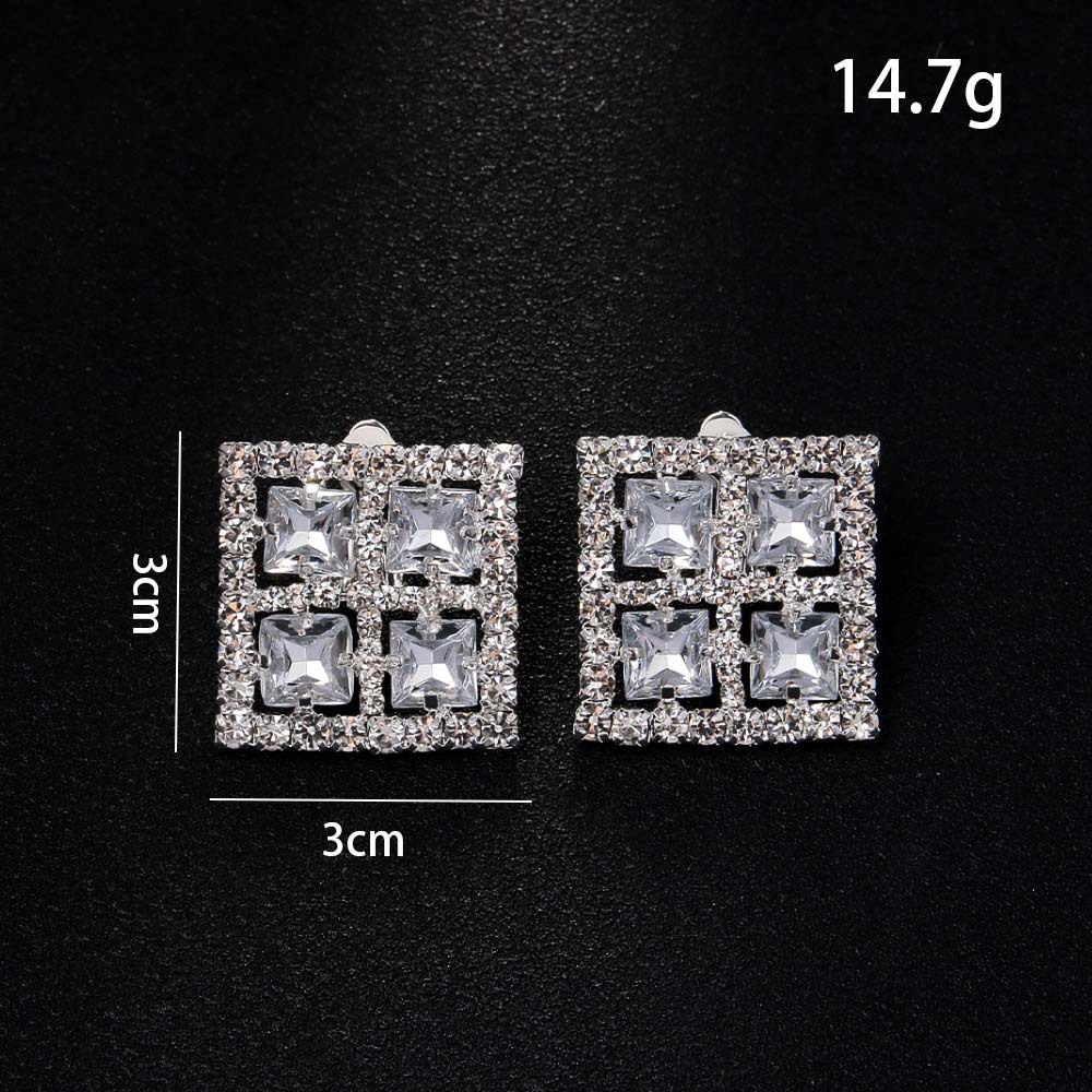 Nuevos clips cuadrados de orejas sin agujeros de orejas de diamante de agua en Europa y América exagerados accesorios aretes de mujer