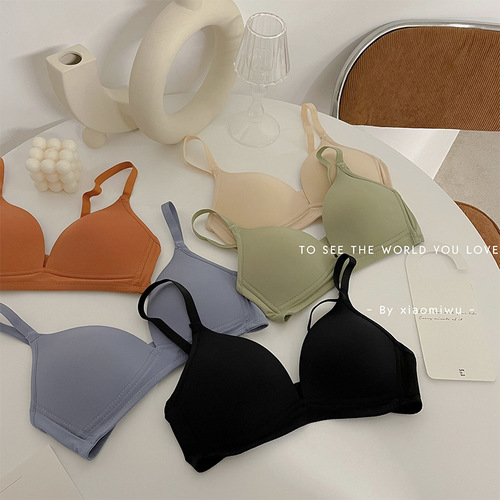 Japanese simple solid color seamless glossy girl small breast underwear without wire rims comfortable and breathable student bra
