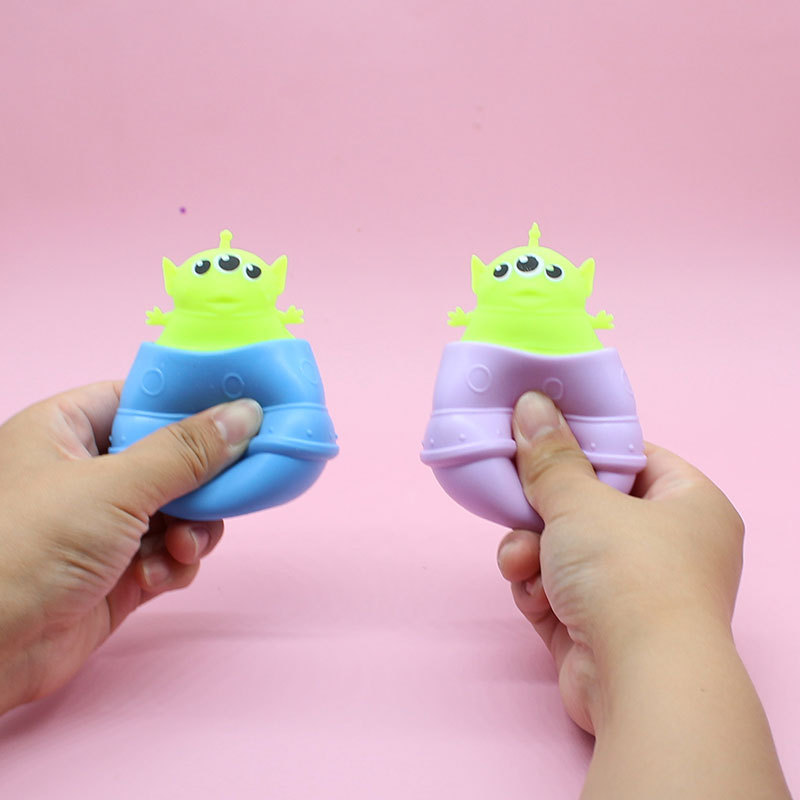 Descompresión de ventilación de juguete rábano conejo pellizco música nueva exótica zanahoria taza descompresión juguete zanahoria conejo squeeze taza