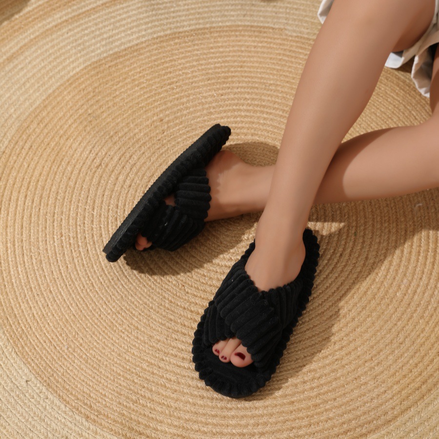 Woolly cross with cotton slippers women home skin plush cotton slippers_ipsvogv.com