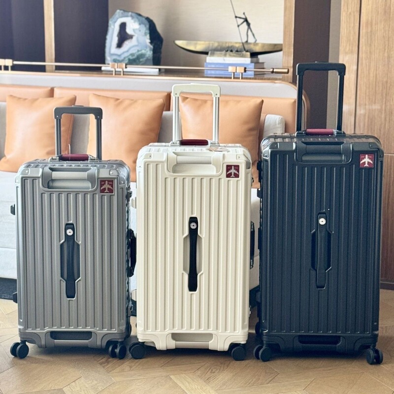 Large-capacity suitcase for women, scratch-resistant, with zipper, thickened, trolley case, universal wheels, travel case, password lock case