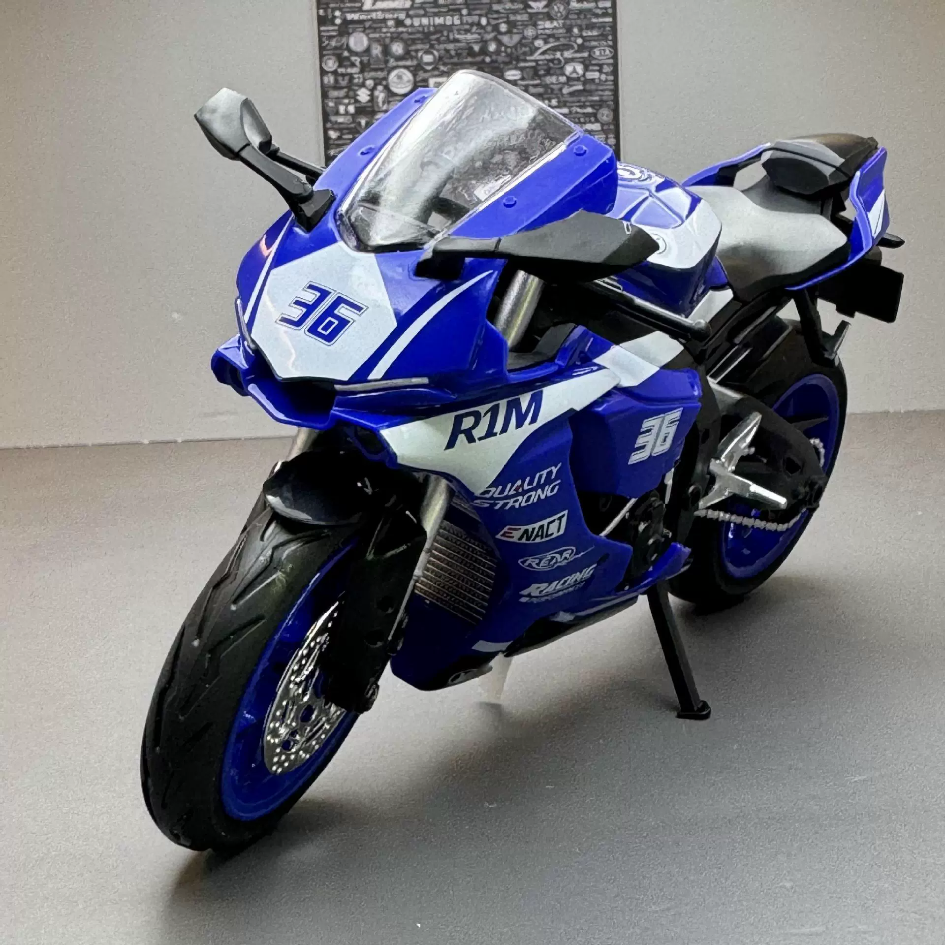 Yamaha, модель автомобиля из сплава, модель машины, мотоцикл, игрушечный автомобиль со светом и музыкой, минифигура, масштаб 1:12, звуковые эффекты