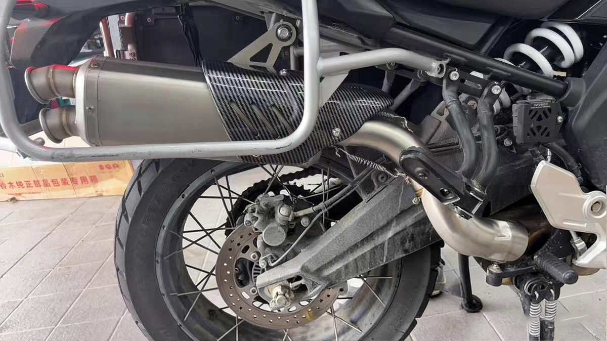 S9 dual-hole tail section with imitation cover, 51mm universal, suitable for ninja400, 450SR, R3, Chunfeng 700MT