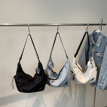 б��������������e�ٴ�ͨ�چμ��Ů��2025�¿�C���]����p��