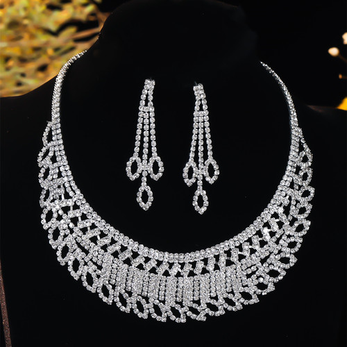 All-Copper Luxury Water Diamond Geometric Engraved Necklace Earrings Set Bride Diamond-Studded Necklace Earrings Set
