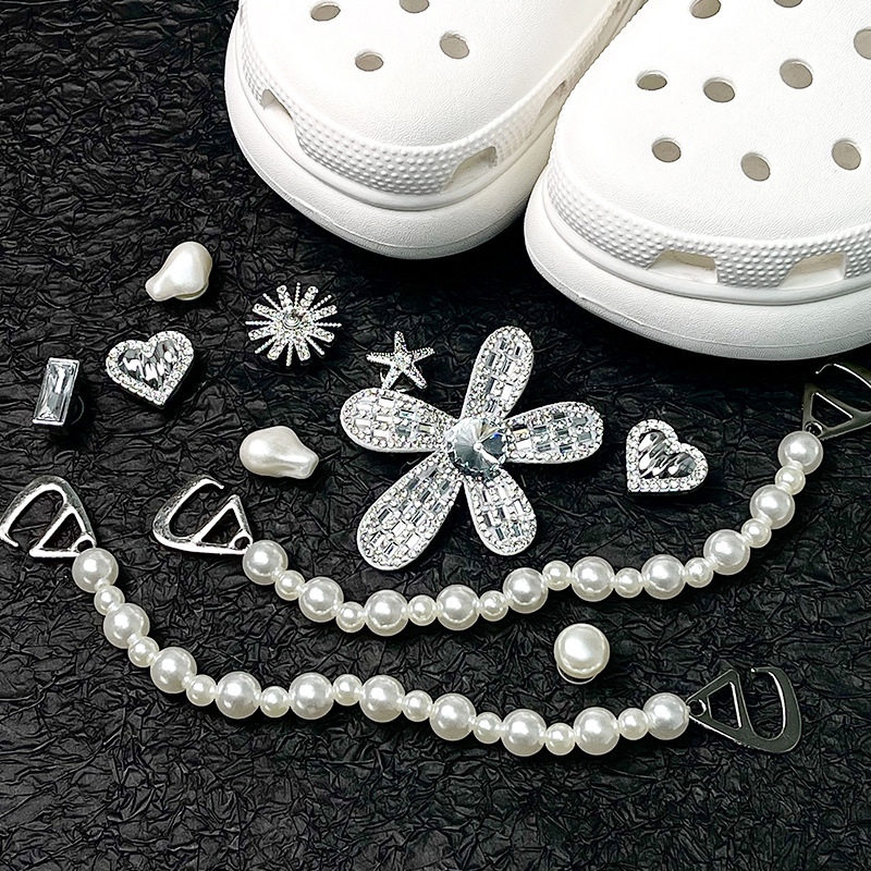 Luxurious Silver-Colored Clog Shoe Accessories, Trendy Rhinestone Flower Decorations, Irregular-Shaped Pearl DIY Decorative Shoe Clips
