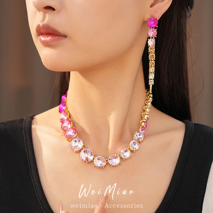 Collar ajustable de diamantes redondo gradiente ligero de lujo nicho cerradura palacio estilo delicado conjunto de joyería temperamento mujer image 3