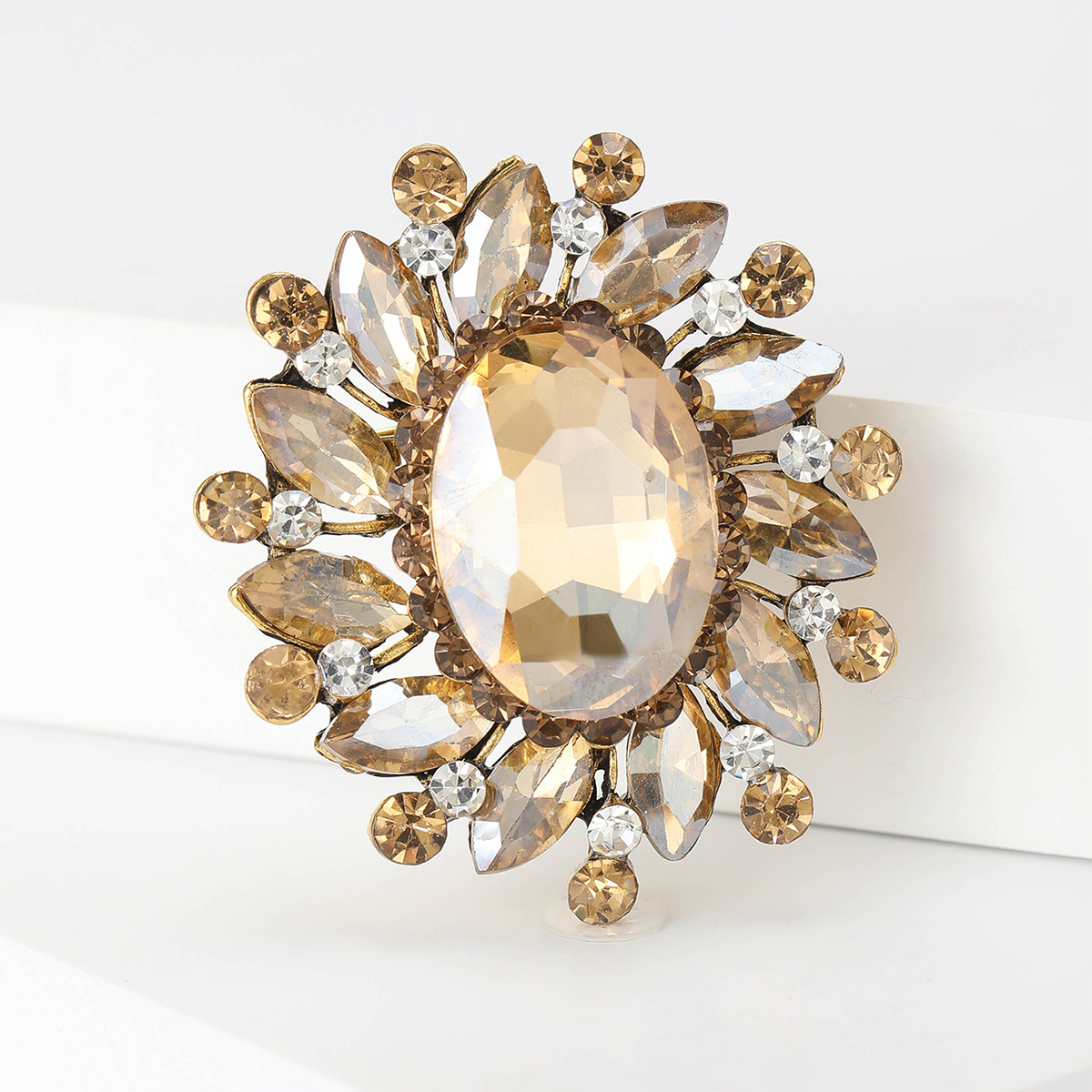 30g Weight Glass Inlay Material Brooches Classification Holiday Occasion Alloy Material Flower Pattern Women's Gender Inlay Design Simple Style Style Simple Style Pin Flower Alloy Inlay Glass Women's Brooches 10