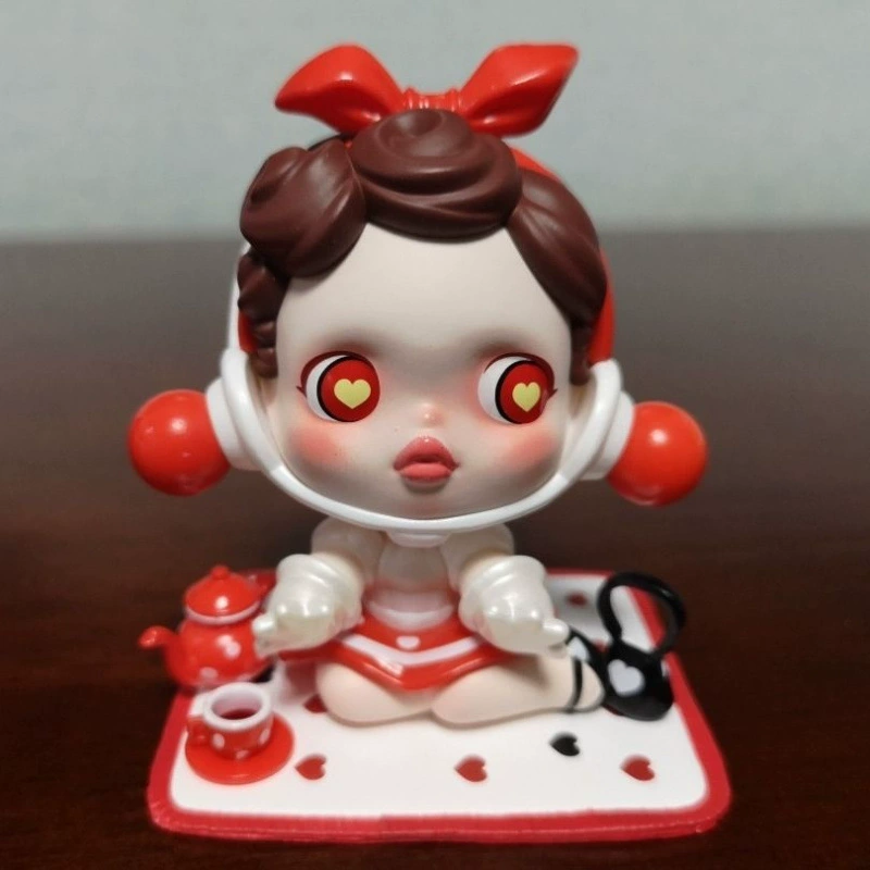 Коллекционная слепая коробка (POPMART) SKULLPANDA Action Series, мини-фигурки, 12+1 вариантов