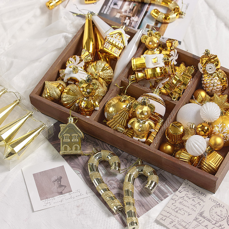 Bola de Navidad dorada Bola de forma especial Adornos navideños Colgante Decoración de árboles de Navidad Disposición Bola colgante Bola de colores