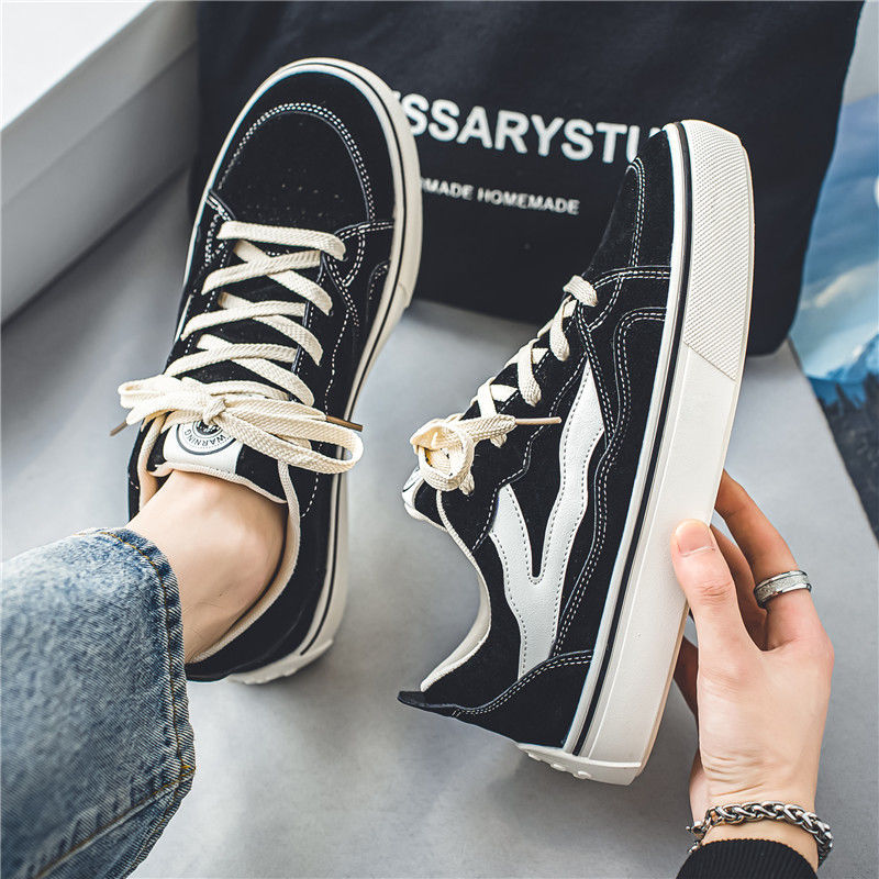 Zapatos de lona para hombres 2024 nuevos zapatos de verano para hombres jóvenes colegios de viento zapatos de marea zapatos de skate casuales para hombres