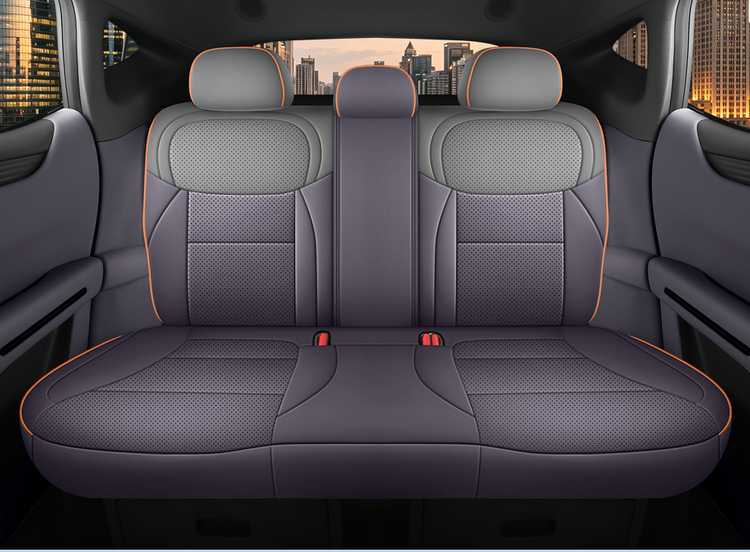 Suitable for the 2026 Xpeng Monal03 model, these are full-coverage car seat covers with perforated, breathable fabric