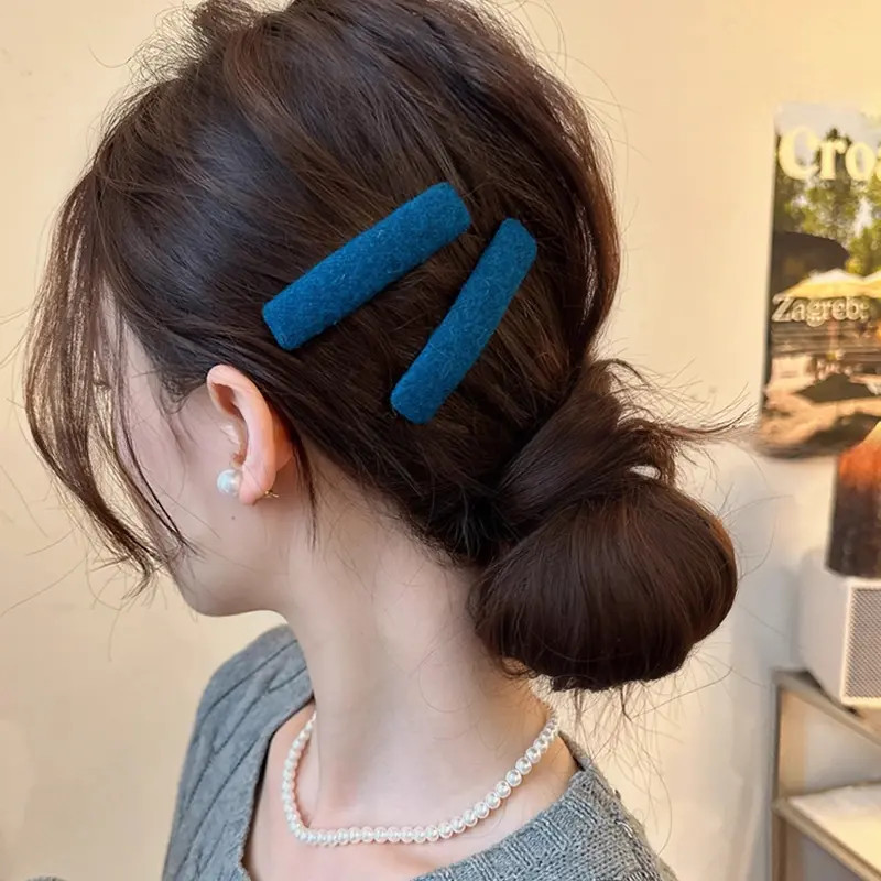 Pair of Retro Blue Hair Clips for Women, Side Bangs Clips, Hair Accessories, 2025 New Forehead Bb Clips