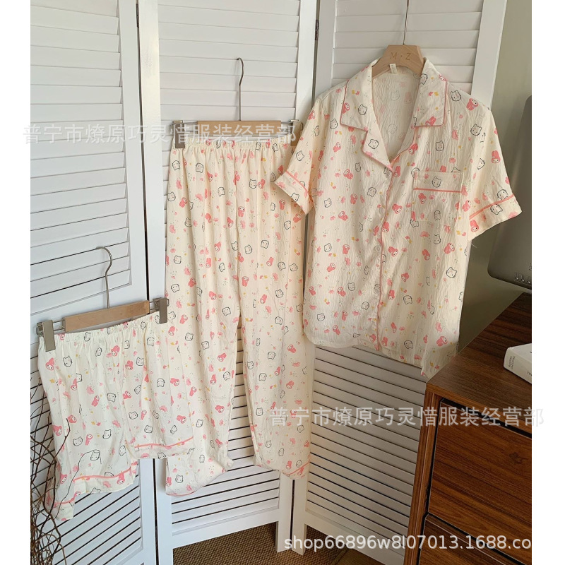 Pajamas de tres piezas de torta de oso para mujeres de verano, pantalones de manga corta, nubes de algodón adorable, viento en 2025 nueva ropa para el hogar