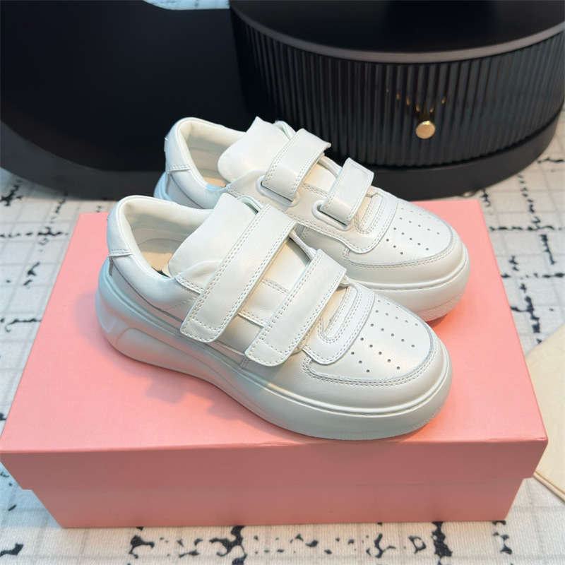 Acne White Sneakers with Thick Soles and Smiley Face Velcro, New Versatile Casual First-Layer Cowhide Sports Shoes for Spring 2026 Acne White Sneakers with Thick Soles and Smiley Face Velcro, New Versatile Casual First-Layer Cowhide Sports Shoes for Spring 2026