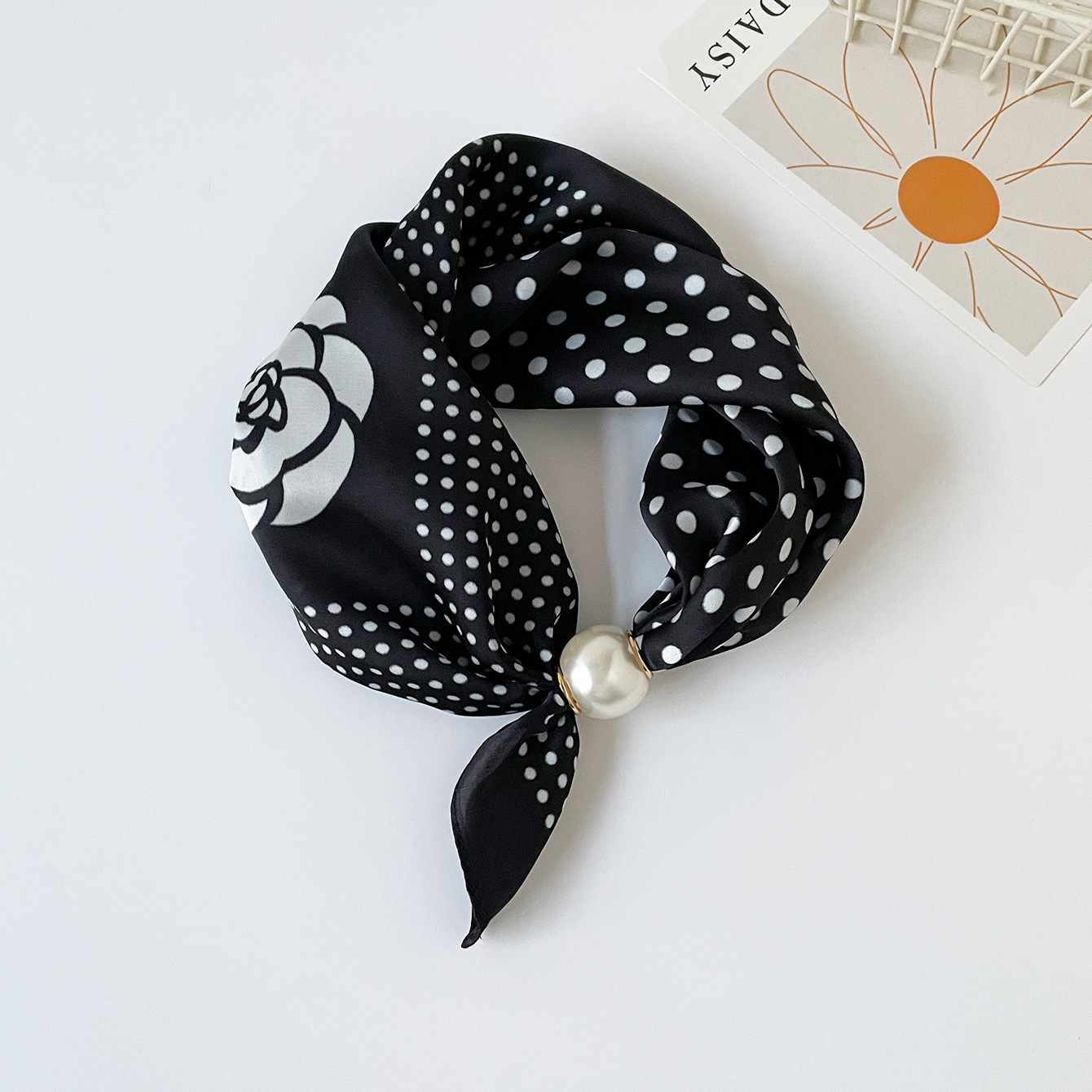 CXK006-polka dot rose