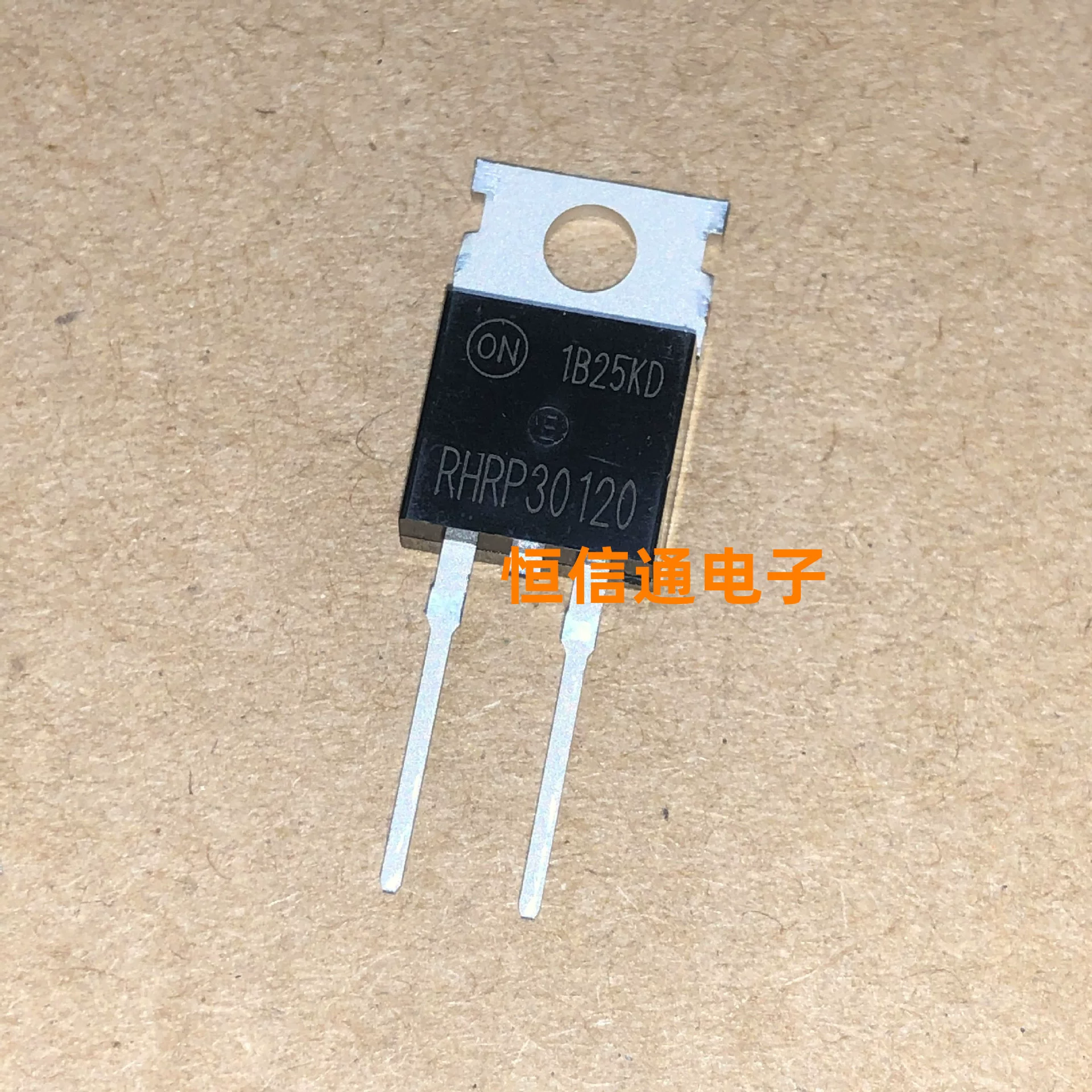 Новый импортный RHRP30120 30A 1200V TO-220-2, диод быстрого восстановления, фотография реального образца