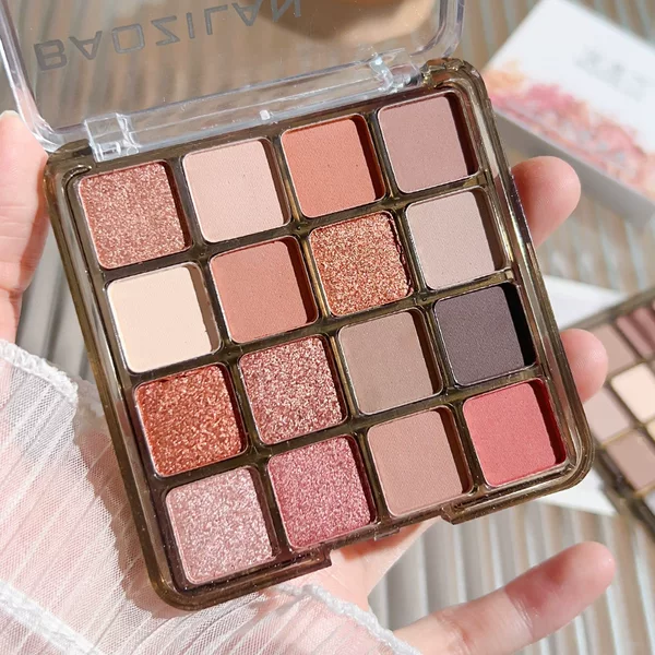 16-Color Eyeshadow Palette in Earth Tones, Long-Lasting Color, Non-Fading, Matte, Pearlescent, High-Gloss, Blush, Multi-Purpose