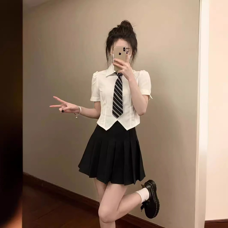 JK Uniform Set College Style White Shirt Women's Short-sleeved Design Sense Niche Slim-fit Foot Bath Shirt