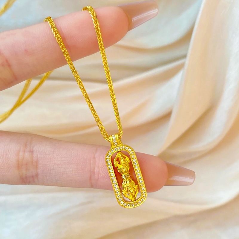 탈형되지 않은 18k 바즈라 펜던트