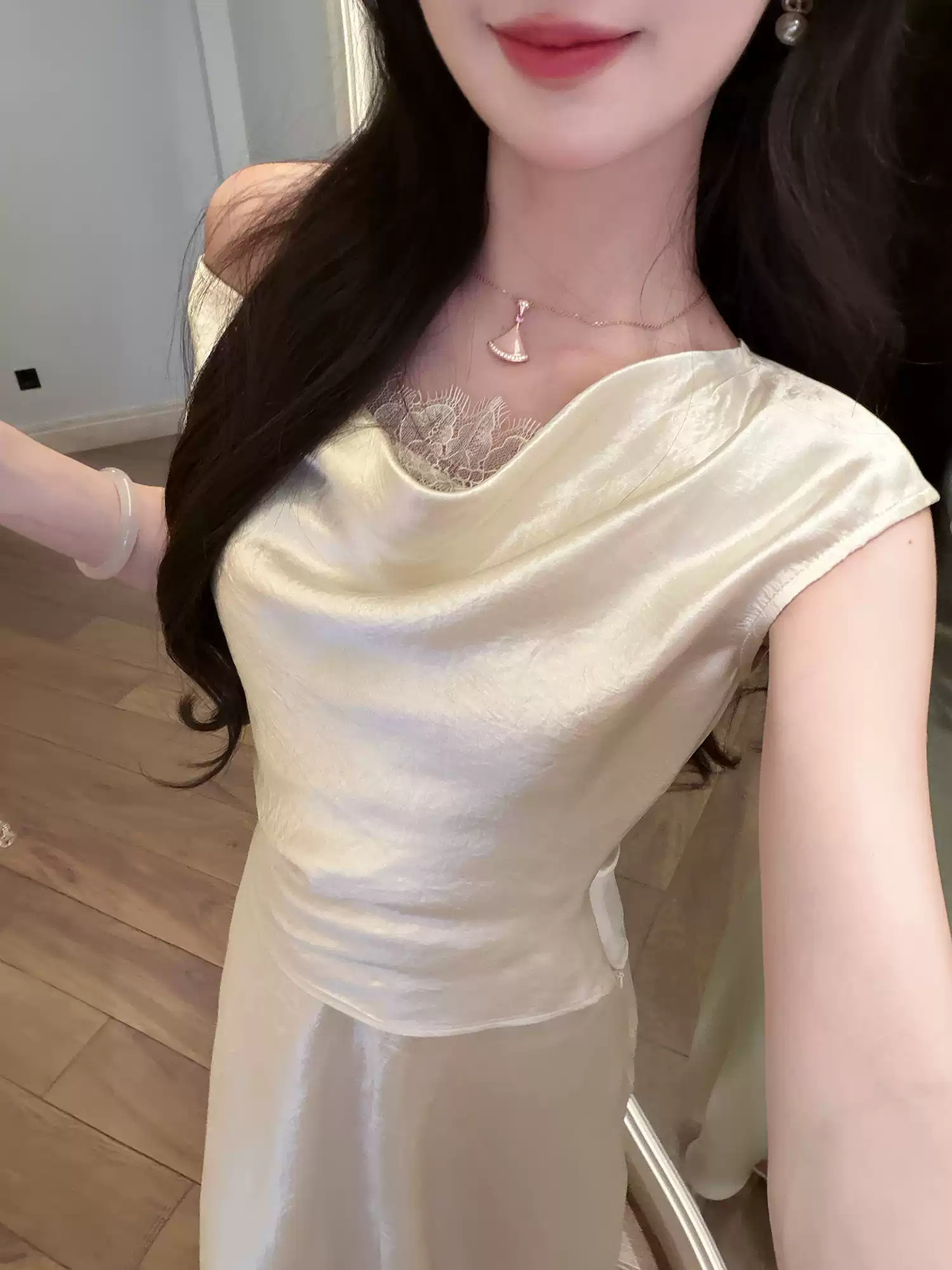 Bộ váy tay ngắn ren cổ điệu đuôi cá thanh lịch nữ — Trang chủ, bộ đồ, nửa váy chi tiết 1
