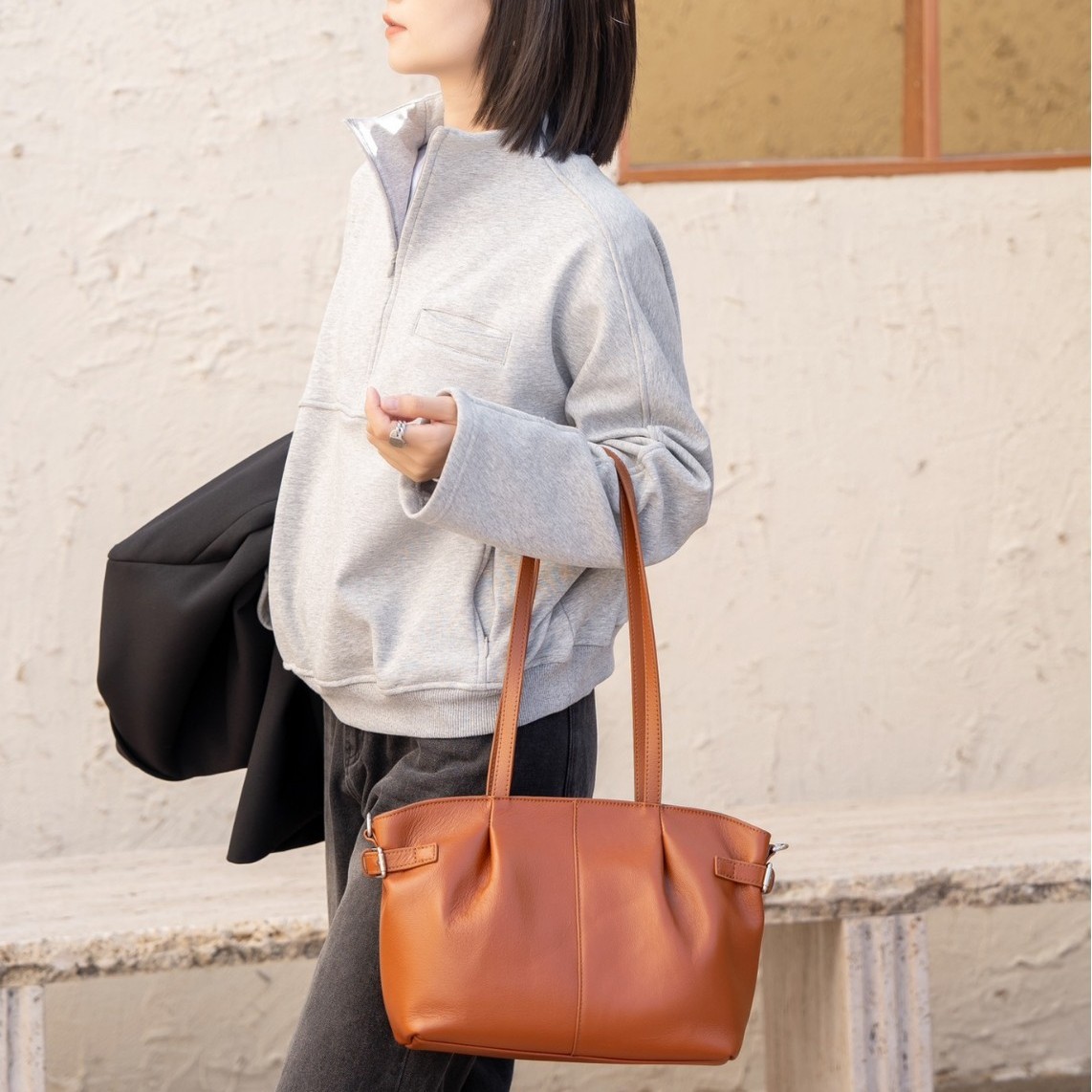 秋冬新品真皮女包小众韩版气质百搭时尚头层牛皮女手提单肩托特包