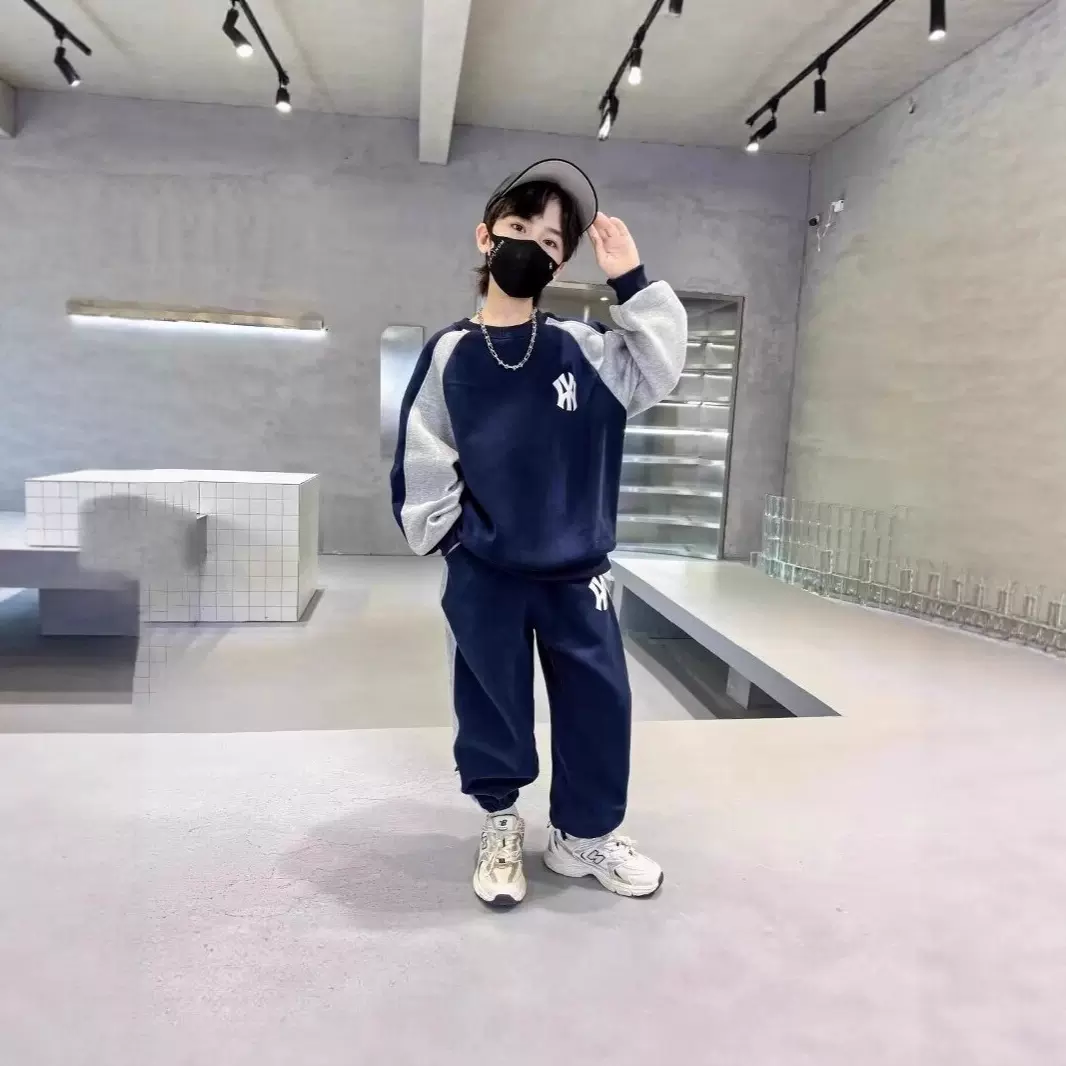 男童秋装套装2025新款儿童运动春秋款卫衣时髦帅气男孩运动衣服潮