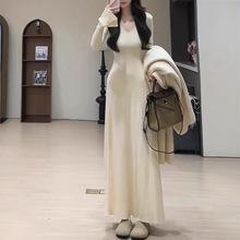 胖mm大码法式高级感针织v领连衣裙秋冬气质时尚修身收腰打底长裙