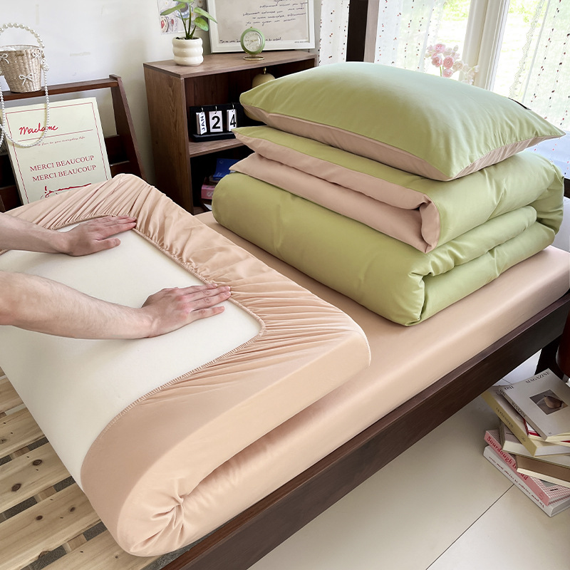 Dormitorio de estudiantes de tres piezas de cama de algodón, sábanas de algodón, colcha de cama de verano de cuatro piezas