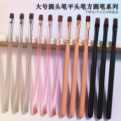 新しい日本式の幅を広げて甲専用のネイルブラシを着用します。