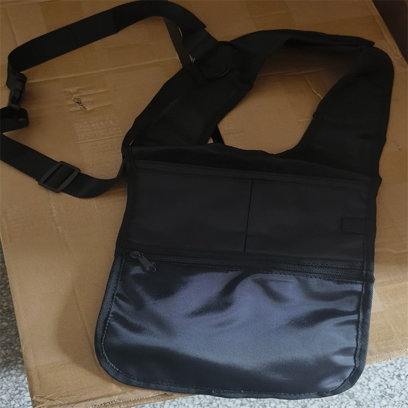 Fourth generation black right shoulder (suitable for left-handers)