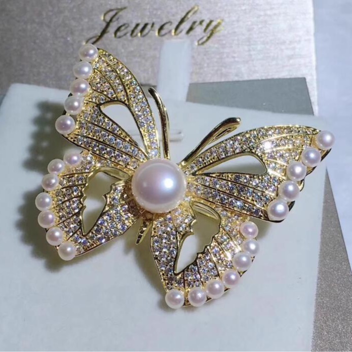 European and American Creative Sparkling Diamond Fashion Internet Celebrity Butterfly Pearl Brooch Elegant Corsage Pendant Pin Fashion Accessory