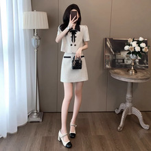 ɽ���_���ļ��p�g���r�К��|С���L�����弃�������bŮС����ȹ