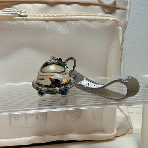 卡通入油黑金飞船宇航员钥匙扣流沙漂流瓶钥匙链女书包挂件批发