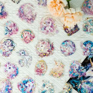 30 PET Laser Unicorn Stickers Transparent Bronzing Stickers Water Cup Computer Luggage Stereo Decorative Stickers