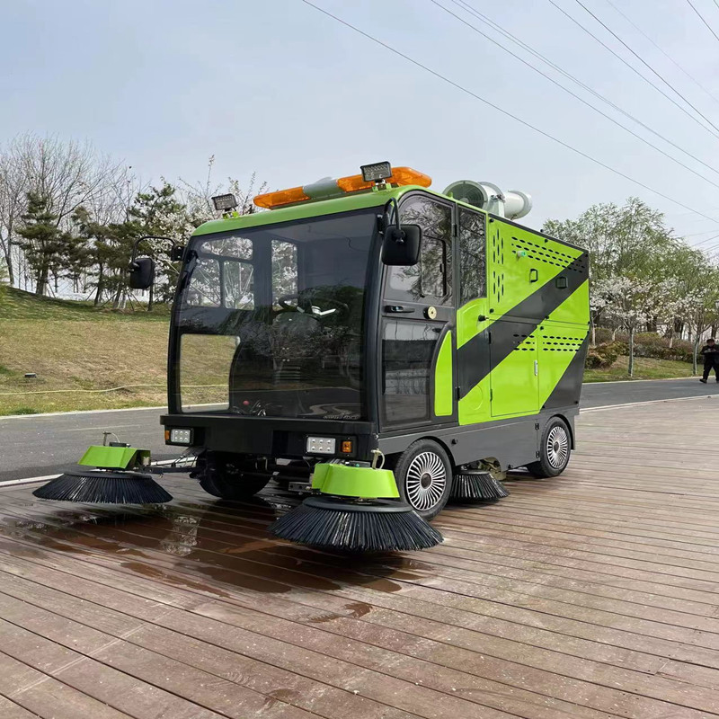 工厂园区清扫卫生尘土扫地机 电动扫地车  驾驶室电动清扫扫路车