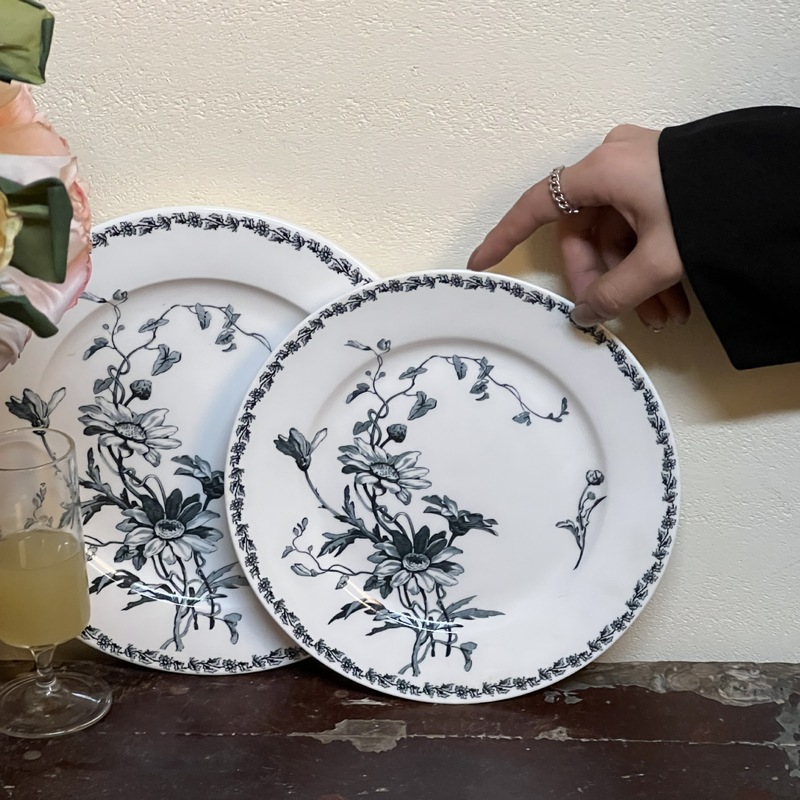 中古のフランスの青い花のデイジーの食事の皿の陶磁器の復古の皿のヴィンテージのデザートの洋食の皿の卸売り|undefined