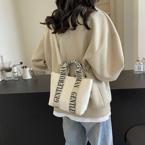 Thailand's internet celebrity GentleWoman canvas letter handbag, new fashionable versatile shoulder and crossbody bag