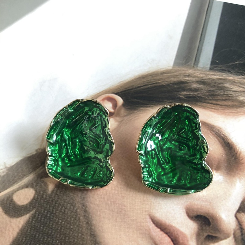 Retro Green Enamel Square Water Drop Pendant Earrings Wholesale Nihaojewelry display picture 25