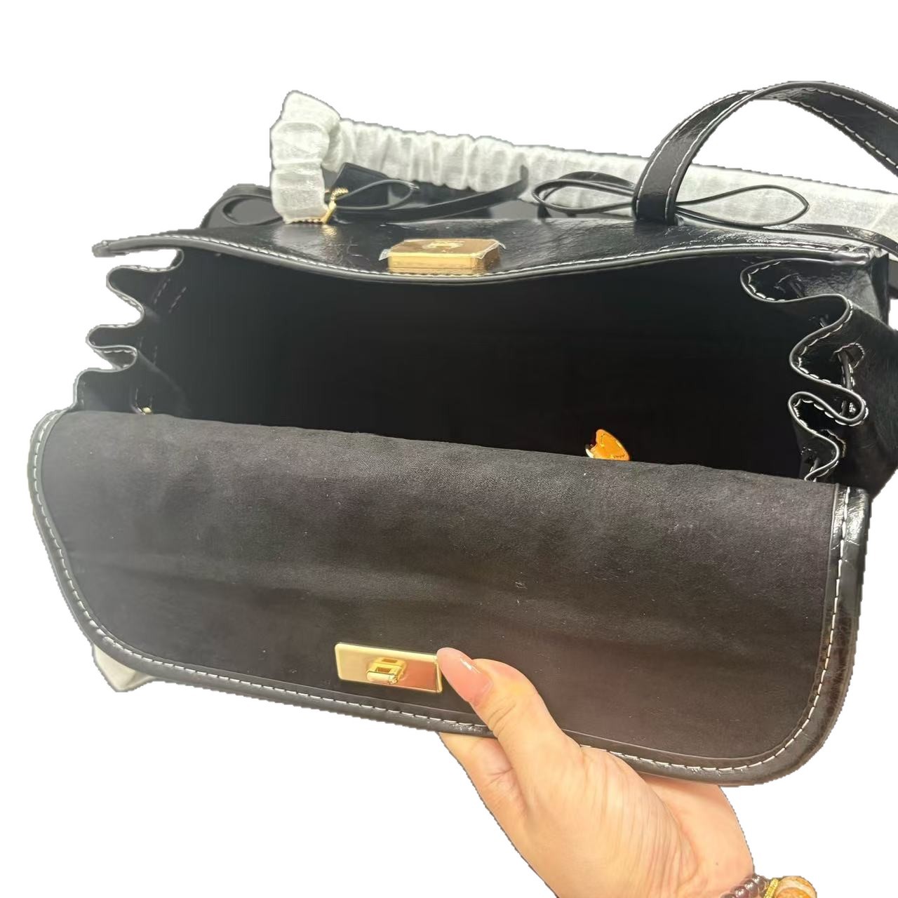 2026 New C-Brand Bridget Minimalist Commuter Baguette Bag Handheld Shoulder Underarm Bag Large Capacity Tote Bag For Women - Thumbnail 5