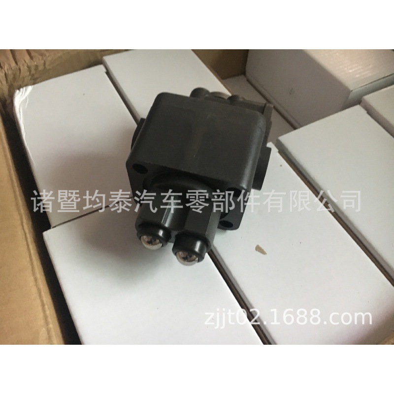 Piezas europeas del autobús del camión pesado de la válvula 6038202043 de la caja de engranajes de SMT