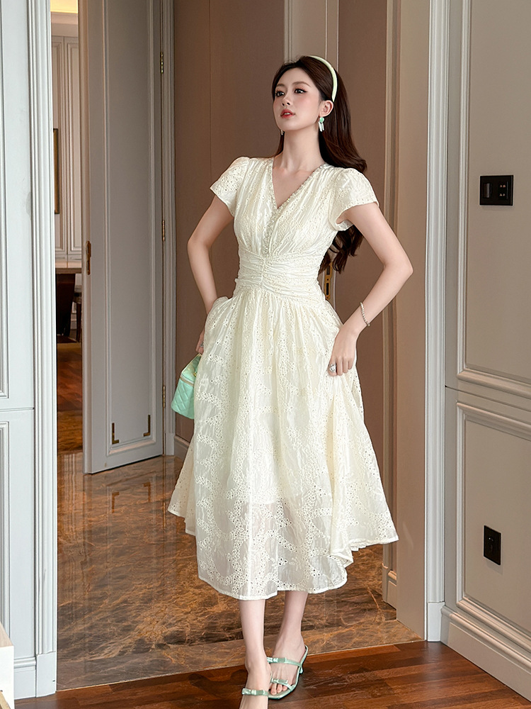 Đầm maxi nữ kiểu Pháp cổ chữ V thắt eo xòe rộng — mơ