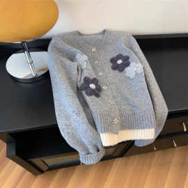 韩版花朵宽松毛衣女秋冬慵懒刺绣秋冬季新款针织开衫上衣图片色