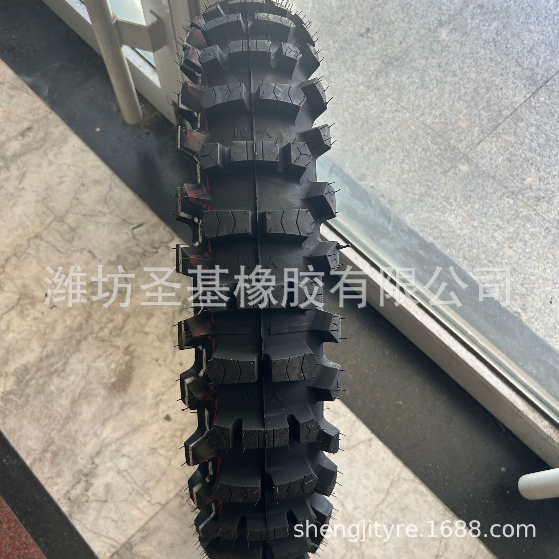 工厂批发销售110/90-19越野摩托车外胎可配内胎