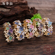 �羳���N�m�Ų�С�ѻ��������C Ůʿ�߼��аٴ�С�ѻ��Ͻ����C