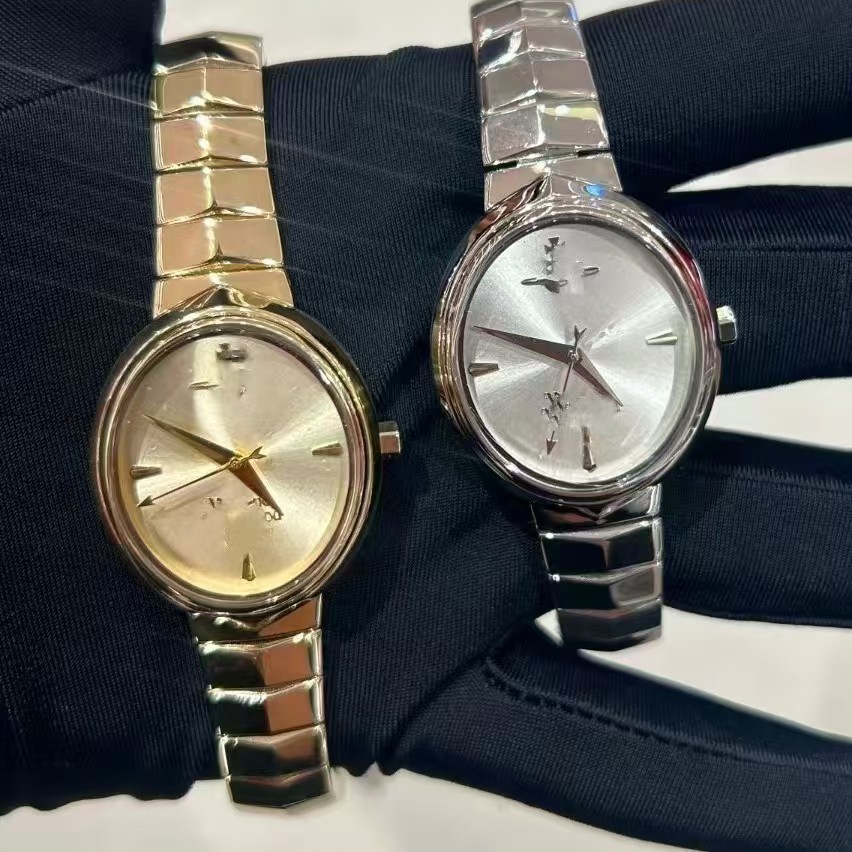 新しいクイーンマザー 2025 蛇年蛇骨チェーンウォッチ限定版土星砕氷青火ドラゴンフルーツ白月光時計