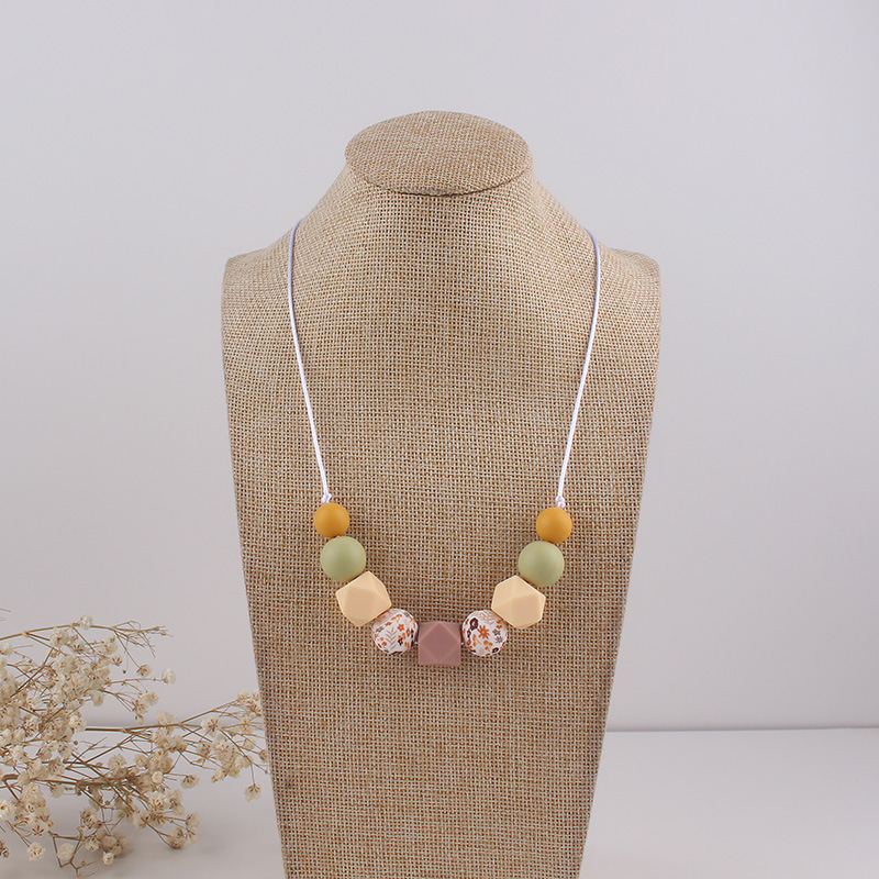 Ins Collar de mordedor para madres y bebés Juguete para bebés Collar de cuentas de silicona por transferencia de agua Collar de madre